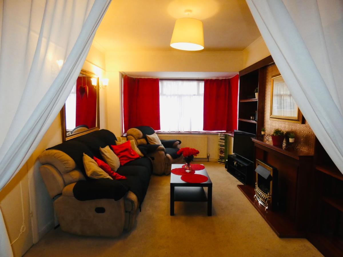 Spacious 3 Bed House With Parking & Good Transport South Norwood Exterior foto